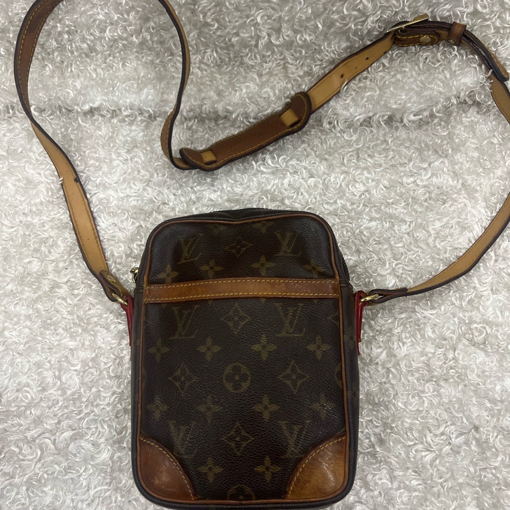 Louis Vuitton Monogram Danube Crossbody Bag - Picture 9 of 16